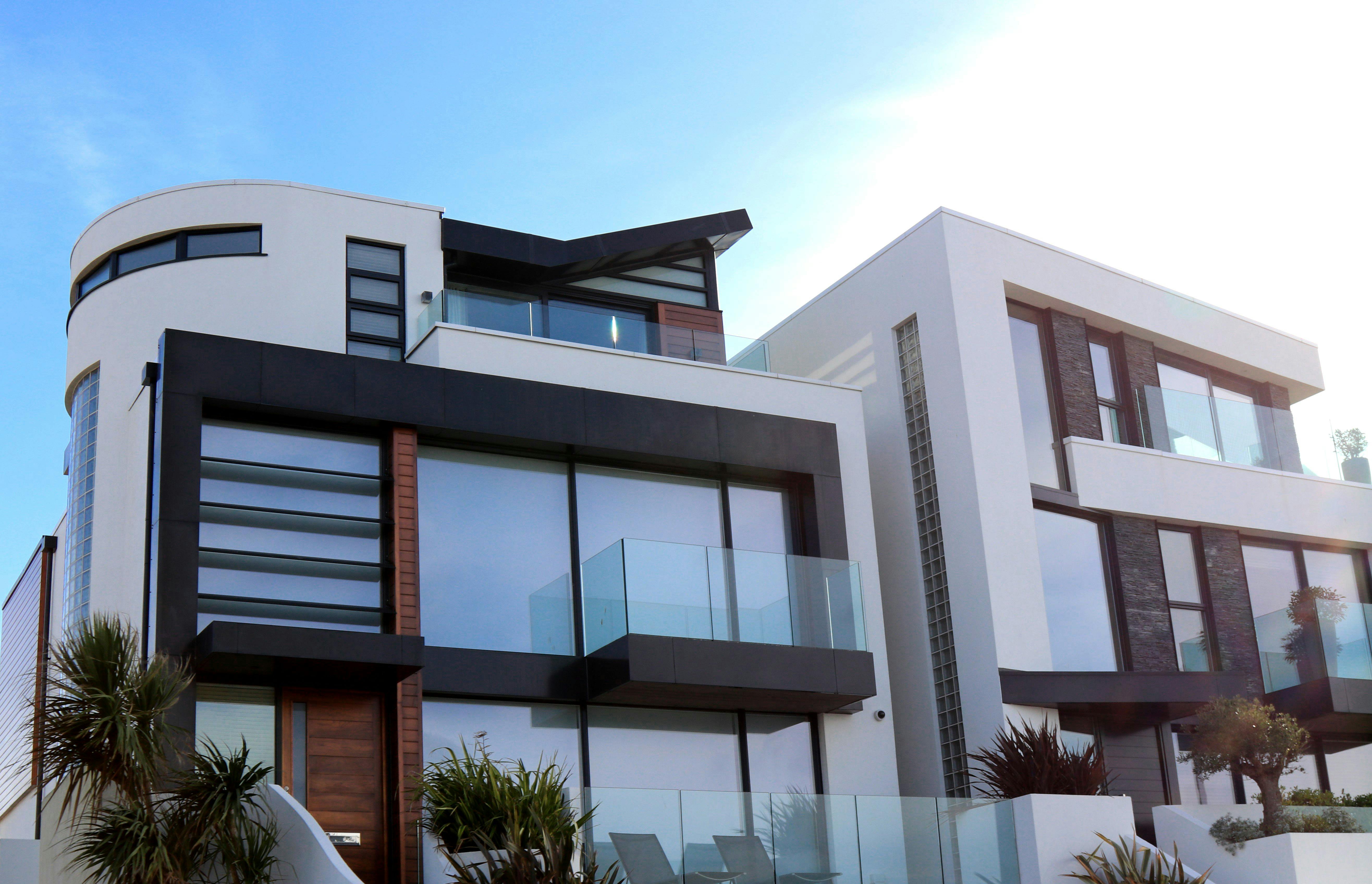 High Floor | Partial sea view 3-BR  maids