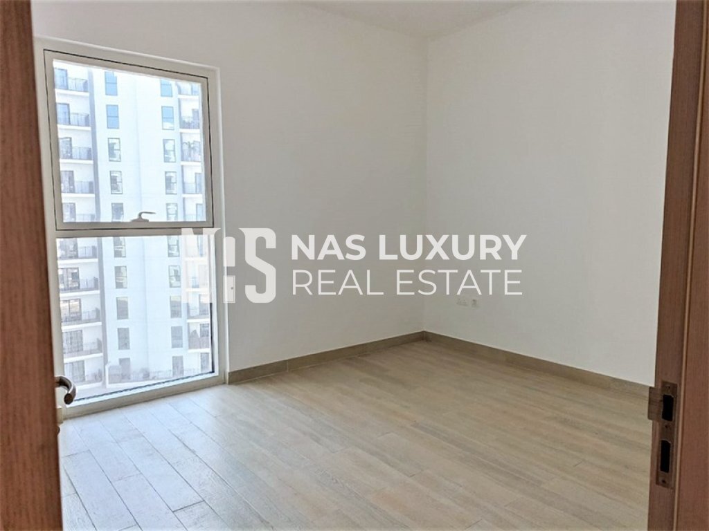 Canal View Apartment | High Floor | Perfect for Families