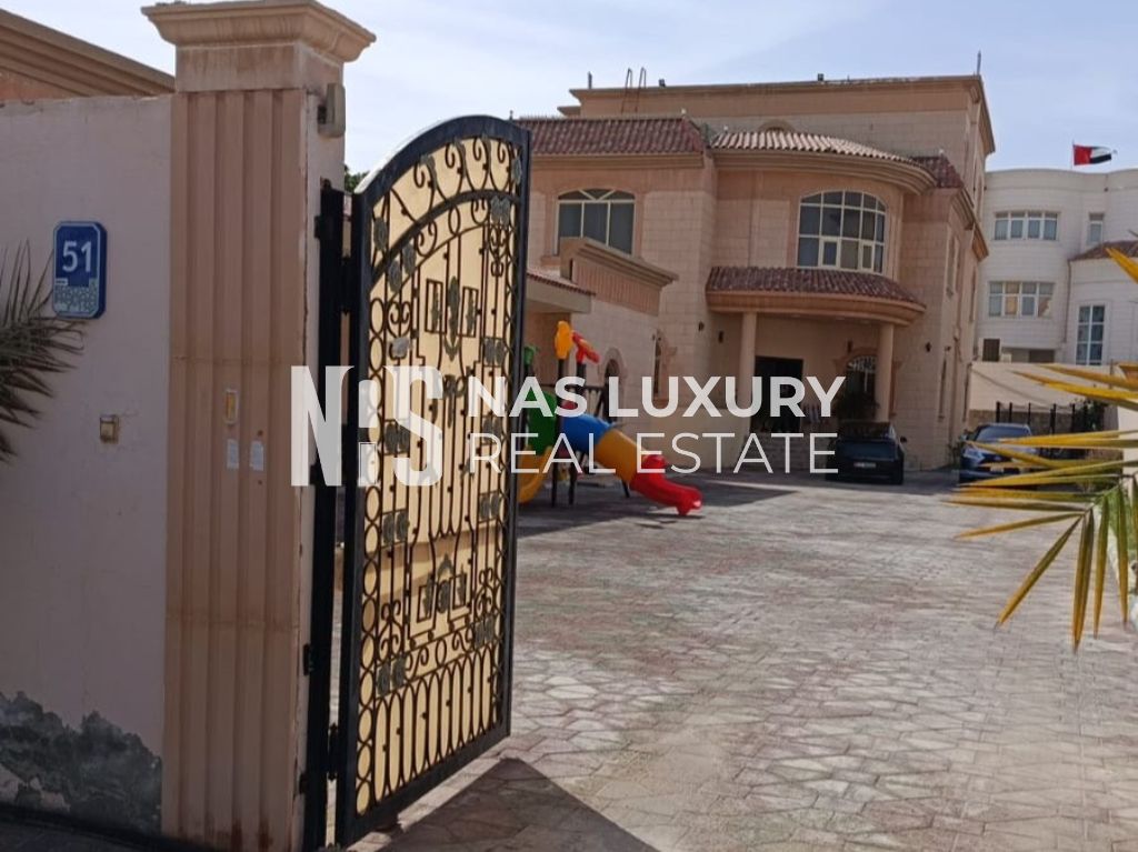 Majestic 8BR Villa | Driver's Room+Maid's Room | Prime Area