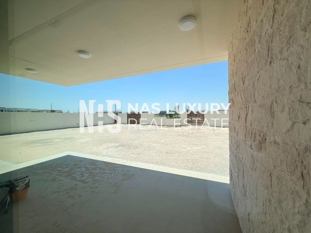 Big Plot | Water View | Ready to move in